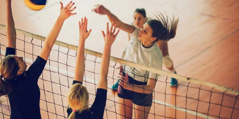 Bóng chuyền là bộ môn thu hút đông đảo người tham gia sau bóng đá